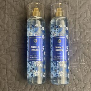 2 Bath & Body Works Denim & Daisies Fine Fragrance Mist Sprays 8 fl oz Each NEW